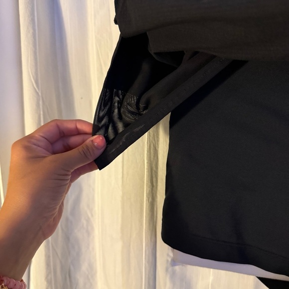 Athleta Crest Skort Black Size 8 Built-In Shorts Activewear Golf Tennis Running - Picture 5 of 12